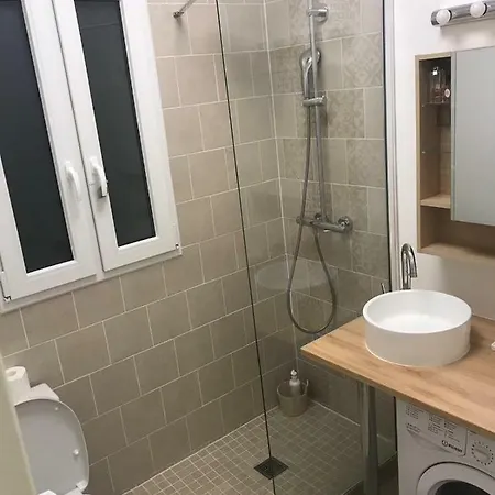 Apartamento Tour Eiffel Mirabeau 16 *